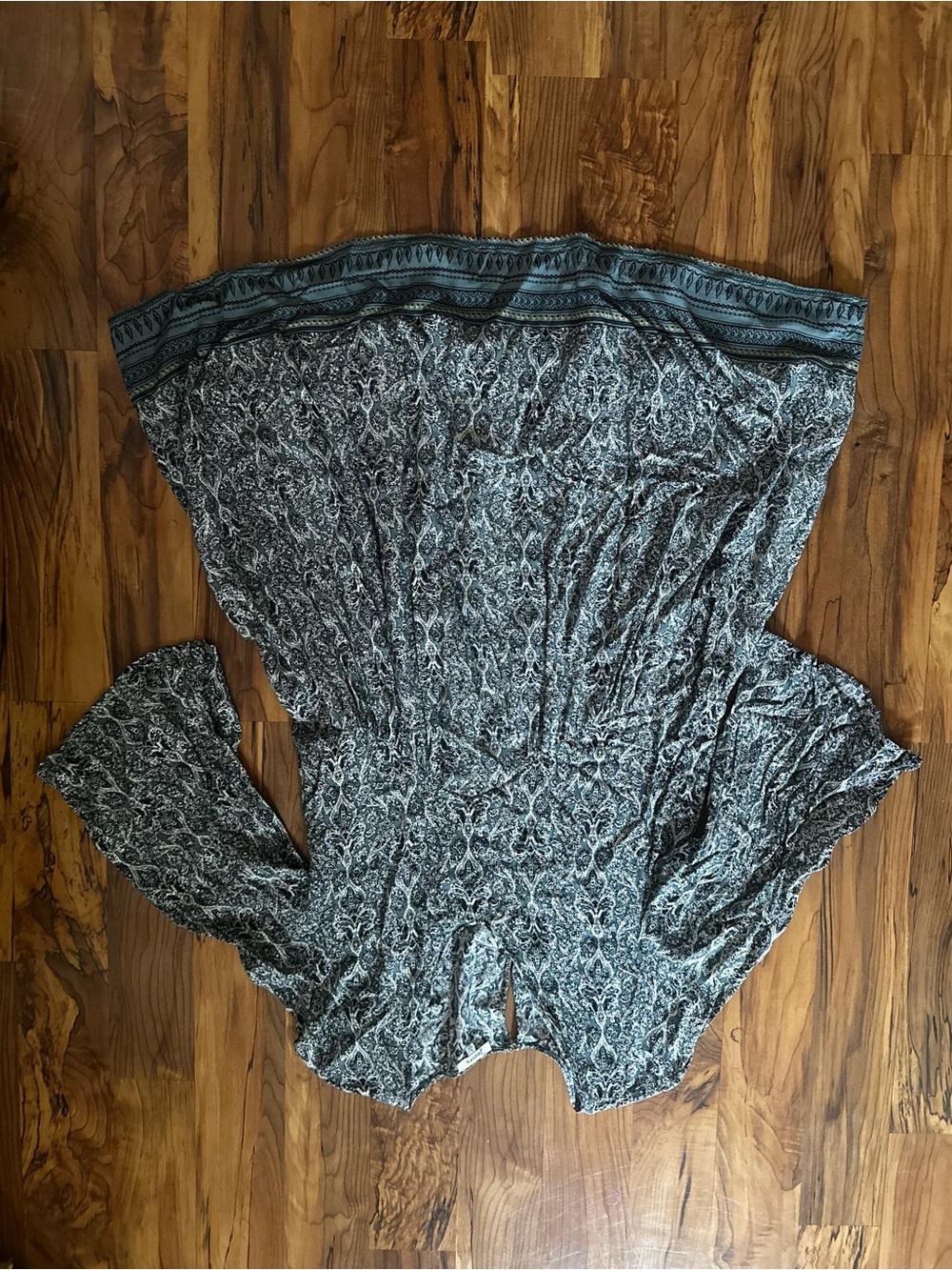 Jodifl brand short dress/ long top